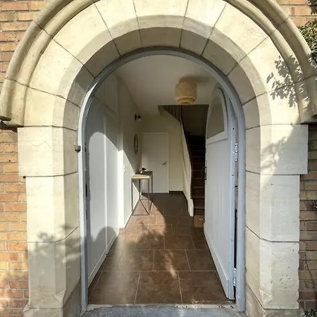 Belle Maison De Pour Familles