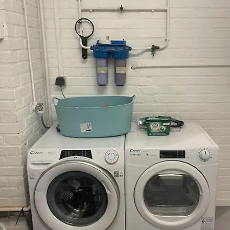 Apartamento Belle Maison De Pour Familles *