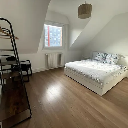 Belle Maison De Pour Familles Apartamento *